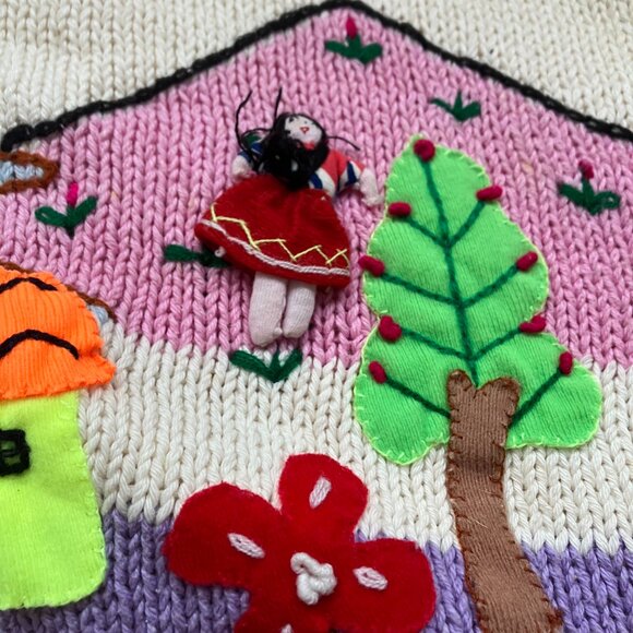Peruvian Hand Decorated "Family" Sweater Size M/L EUC - Picture 5 of 12
